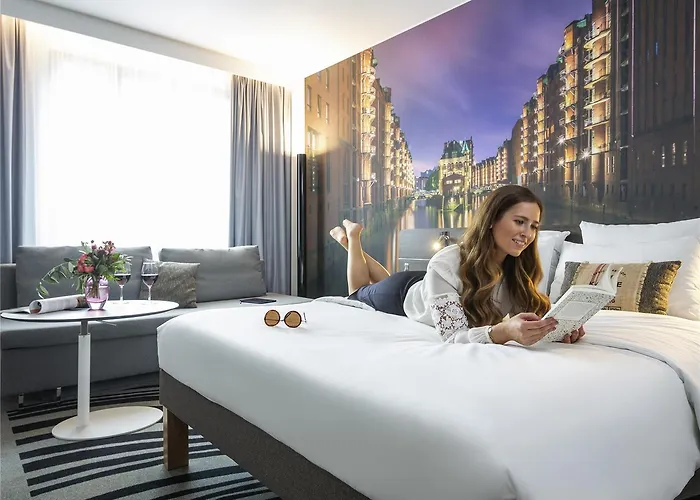 Novotel Alster 4*