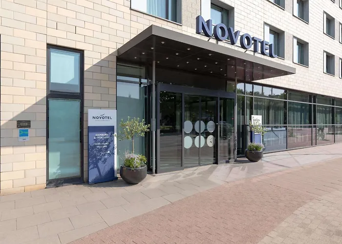 Hotel Novotel Alster 4*
